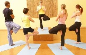 Йога помогает развить координацию движений